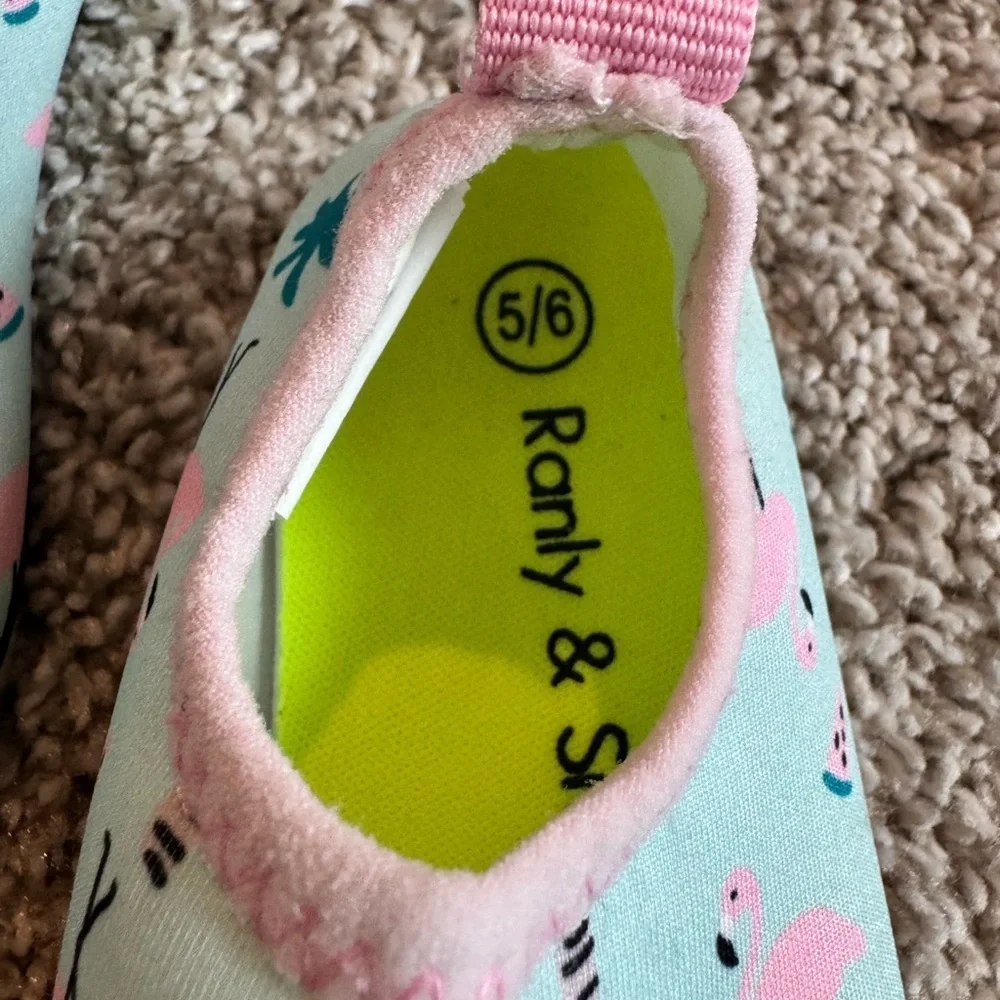 Girls slip on water shoes Pink & Blue Water Shoes with Flamingo Design size 5/6